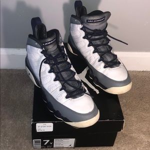 Girls Air Jordan 9
